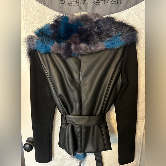 Cutest jacket - Picture 3 of 3